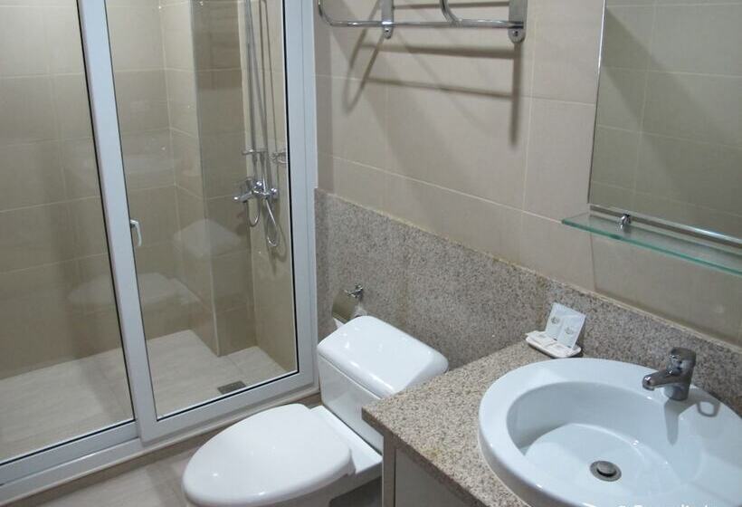 בית מלון כפרי Leope