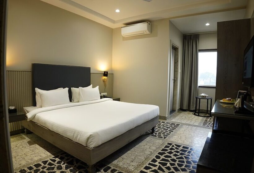 בית מלון כפרי Express11