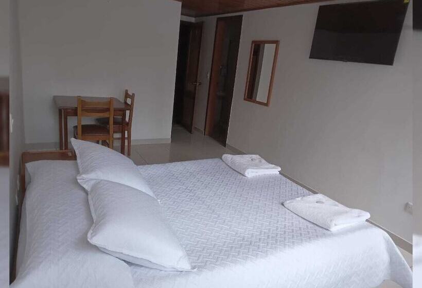 هتل Suarel Center