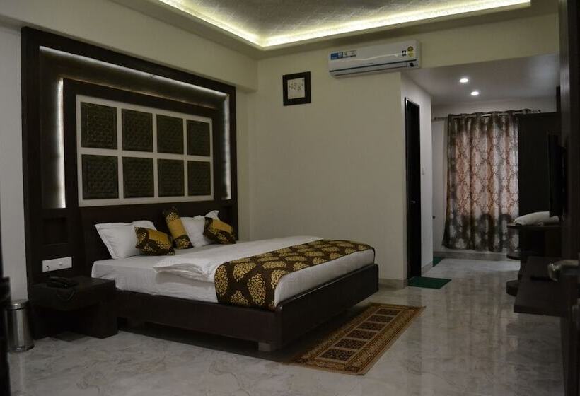 ホテル The Grand Rajwada