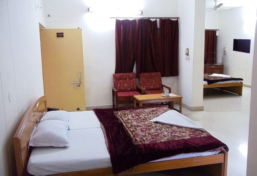 Rahi Motel