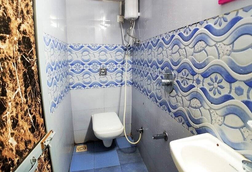 Hexa Ahlan Dorm   Hostel