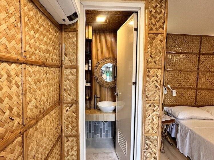住宿加早餐  Bamboo House Beach Lodge & Restaurant