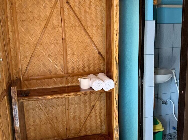 住宿加早餐  Bamboo House Beach Lodge & Restaurant