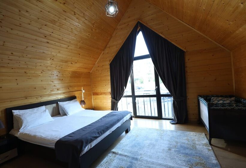 Everest Rest House