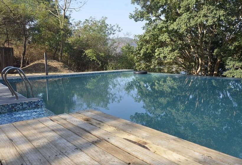 فندق Avanti Kalagram