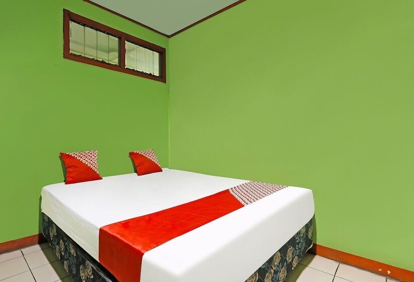 هتل Bone Indah By Oyo Rooms