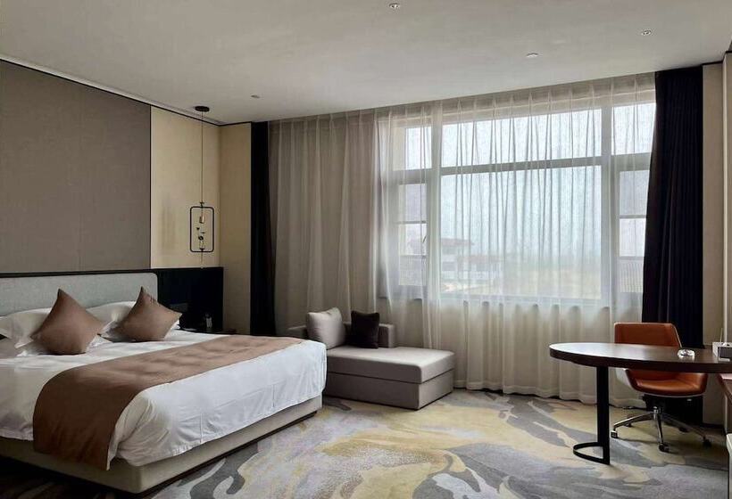 ホテル Howard Johnson By Wyndham Bole Plaza Chengwu