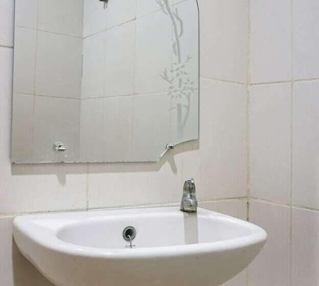 Hotel Makassar Cottage By Oyo