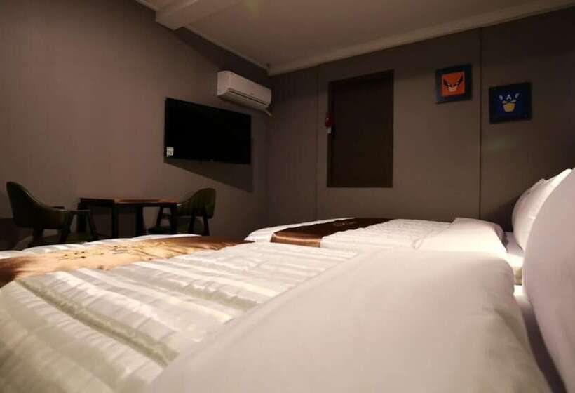 Hotel Daejeon Yuseong Nine