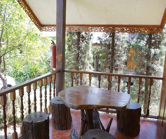 هتل Phuruarounmai Resort