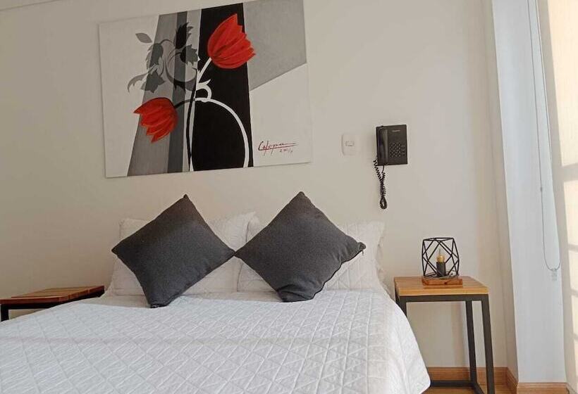 هتل Posada Santa Elena