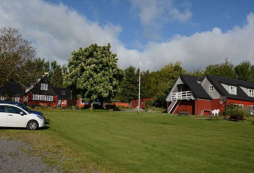 هتل Pyttegaarden Apartments