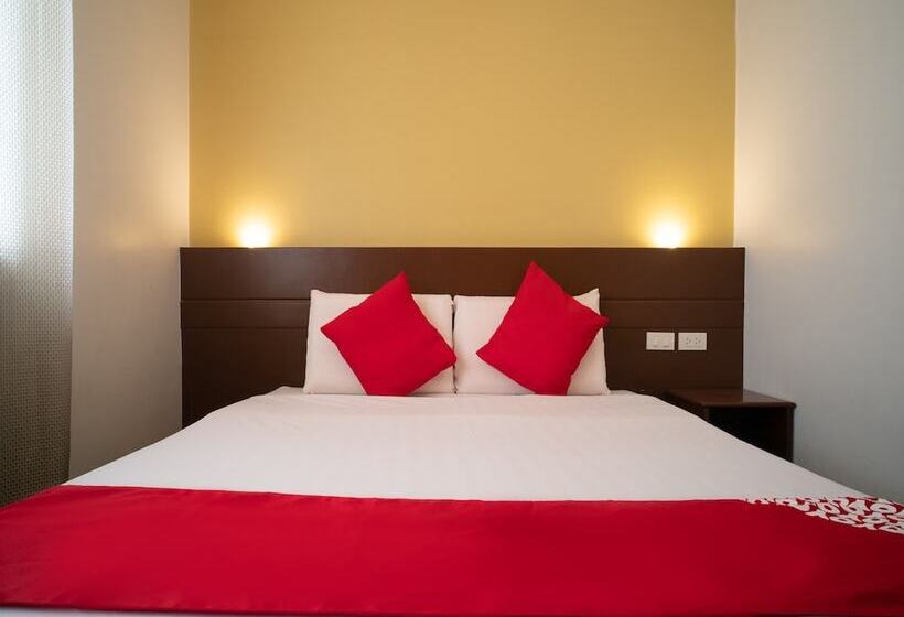 فندق Traveller S Inn Matina Pangi