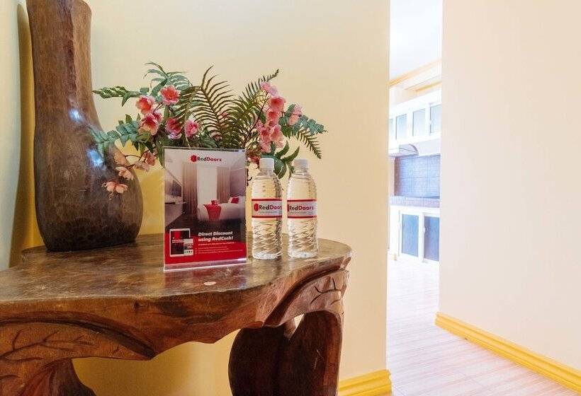 בית מלון כפרי Reddoorz Plus Near Strawberry Farm Baguio