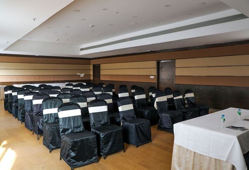 هتل Rosetum Anjuna