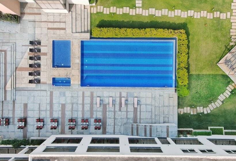 酒店 Spree Resort At Century Wintersun