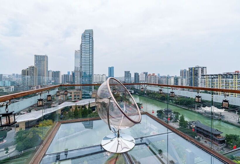 Otel The Hidden House Chengdu Taiguli Branch