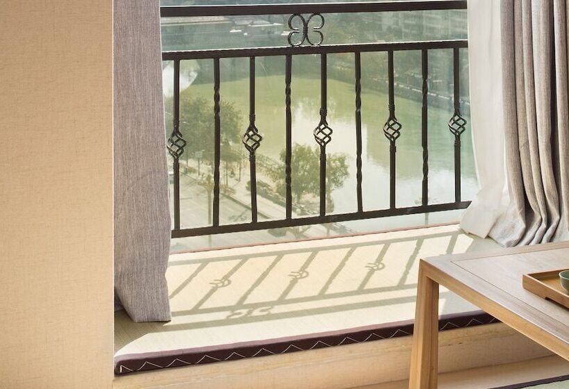 Otel The Hidden House Chengdu Taiguli Branch