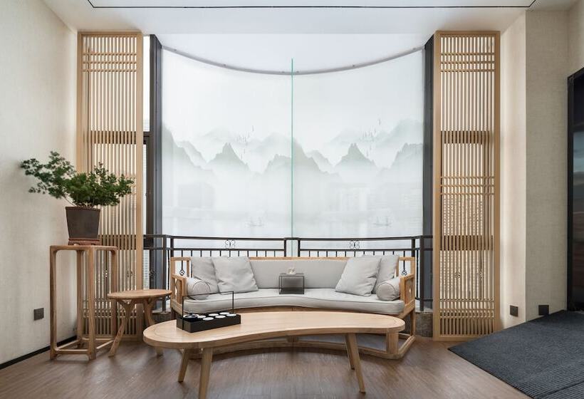 Otel The Hidden House Chengdu Taiguli Branch