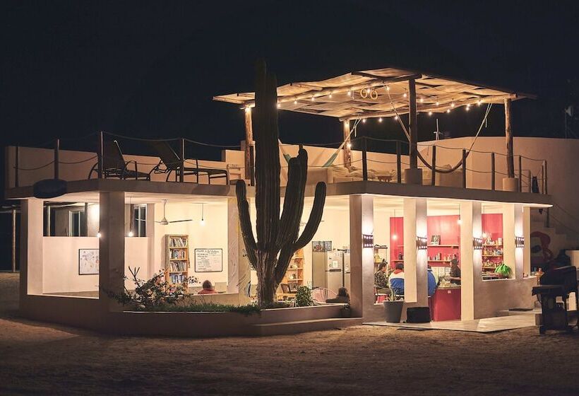 La Ventana Hostel