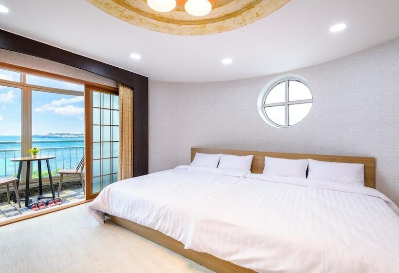 Jeju Padosoriminbak Pension