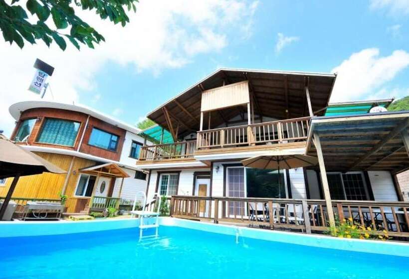 Gapyeong Top Pension