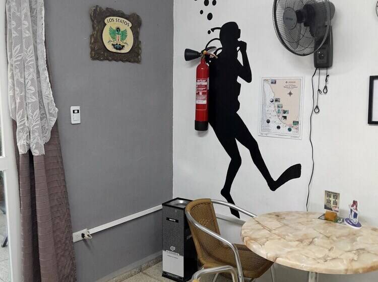 Hostal Acuarama