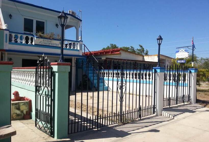 Hostal Acuarama