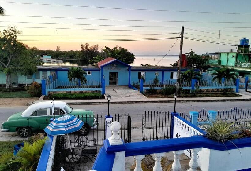 Hostal Acuarama