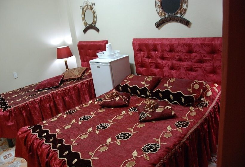 پانسیون Hostal Los Vitrales