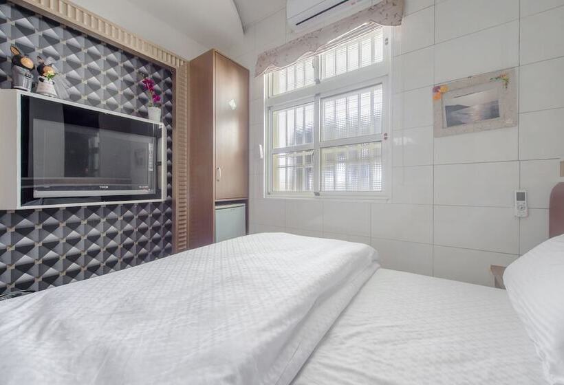 Sea Month Bed And Breakfast