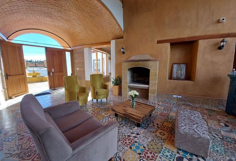 تختخواب و صبحانه Boutique La Alhambra