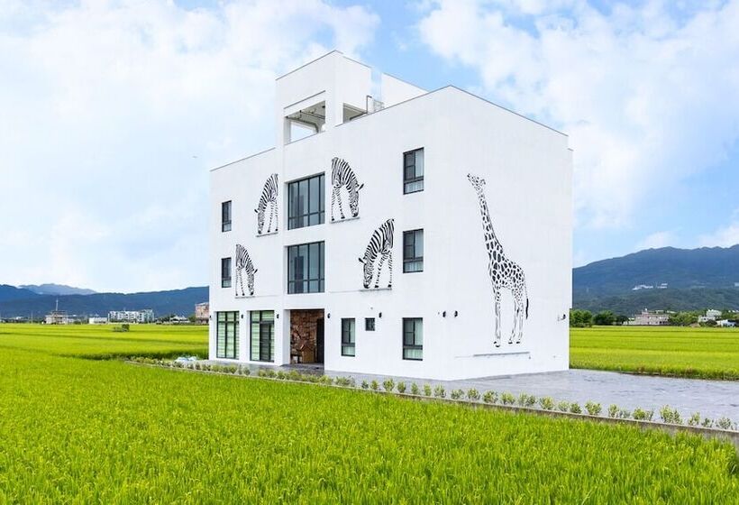 تختخواب و صبحانه Wunan Zoo Family Homestay