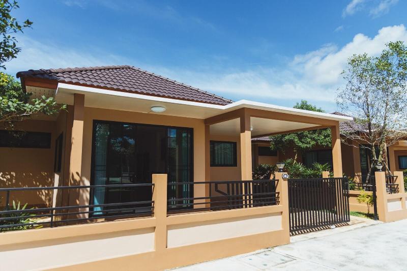 فندق Baan Nern Khao Resort Pattaya