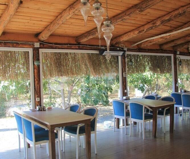 Отель Fark Edenler Camping&caravan&bungalows