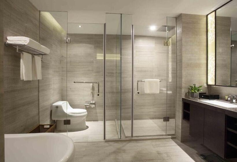 فندق Ramada Plaza By Wyndham Xi An South