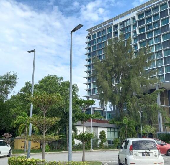 هتل Sunset View 969 Pd Waterfront