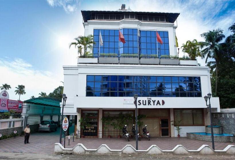 ホテル The Surya, Cochin