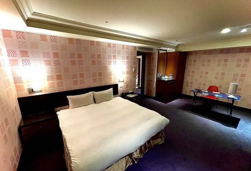 Seeker Hotel Sanchong