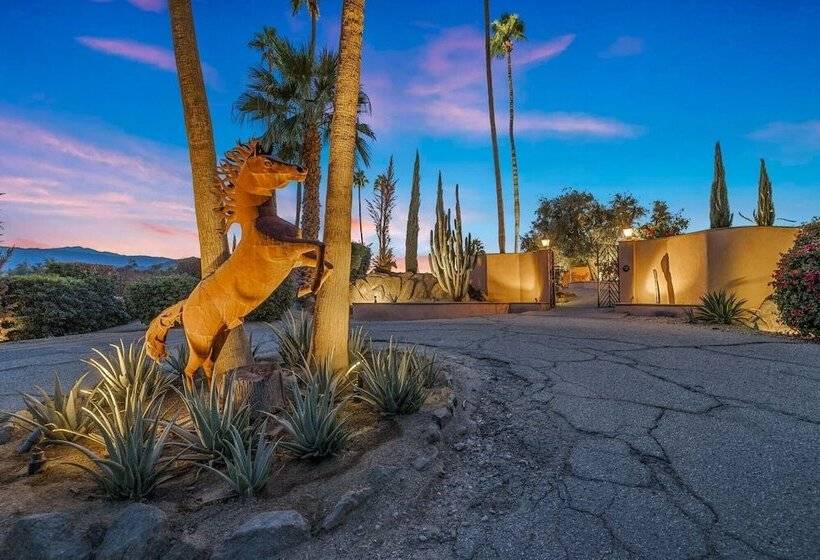 Eccentric Estate By Avantstay Empire Polo Views