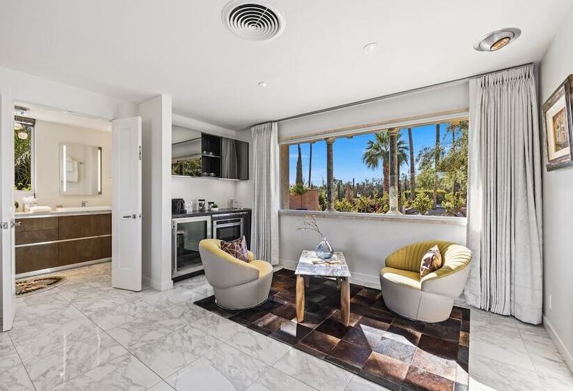 Eccentric Estate By Avantstay Empire Polo Views
