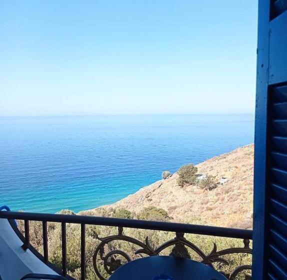 فندق Andros Seaview