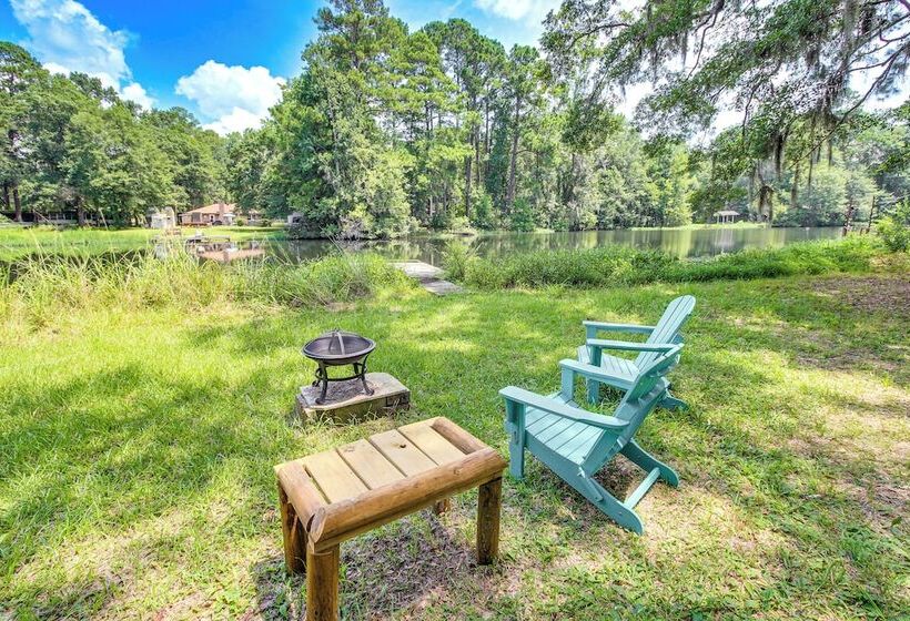 Lakefront Getaway: Pool & Dock ~ 31 Mi To Savannah