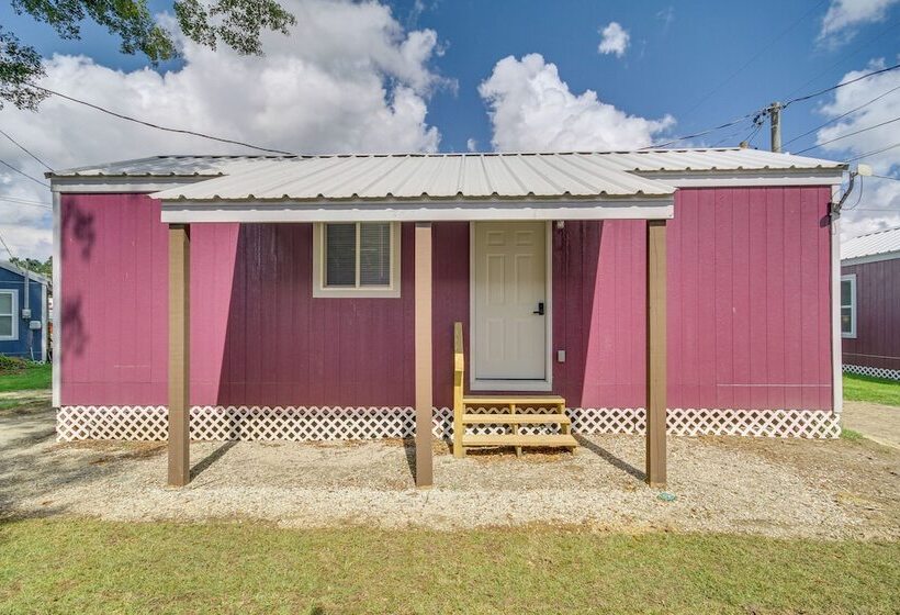 Pet Friendly Picayune Tiny Home ~ 4 Mi To Downtown