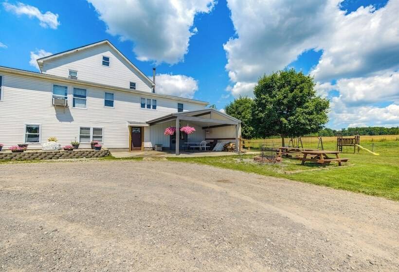 Rural Middlefield Home On Peaceful Working Farm!