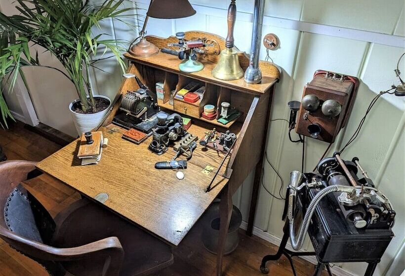 Siltcoos Station Retreats