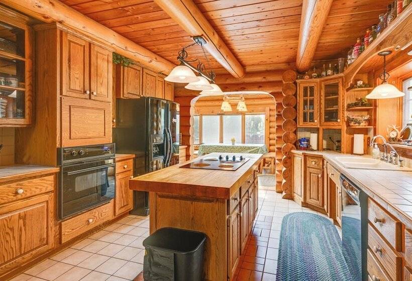 Spacious Sterling Cabin: Game Room, Private Pond!