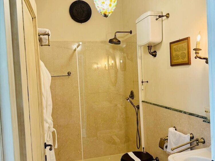مبيت وإفطار La Casa Di Agartha