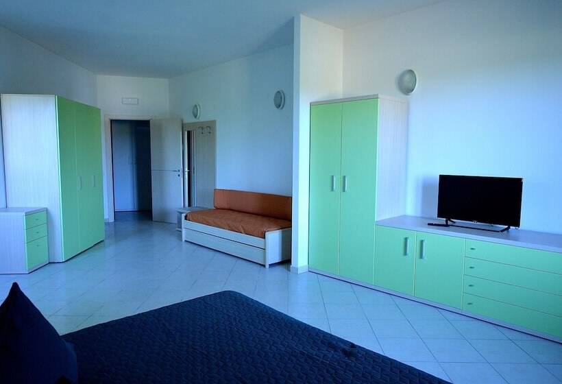 فندق فئة نجمة واحدة Residence Leccio